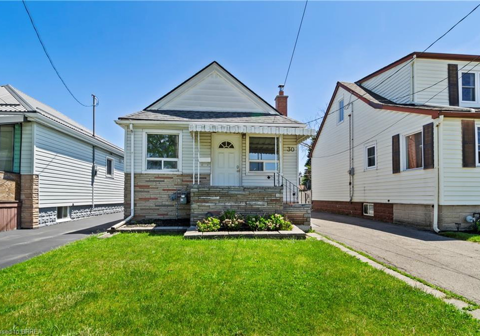 30-shelby-avenue-hamilton-ontario-40835922