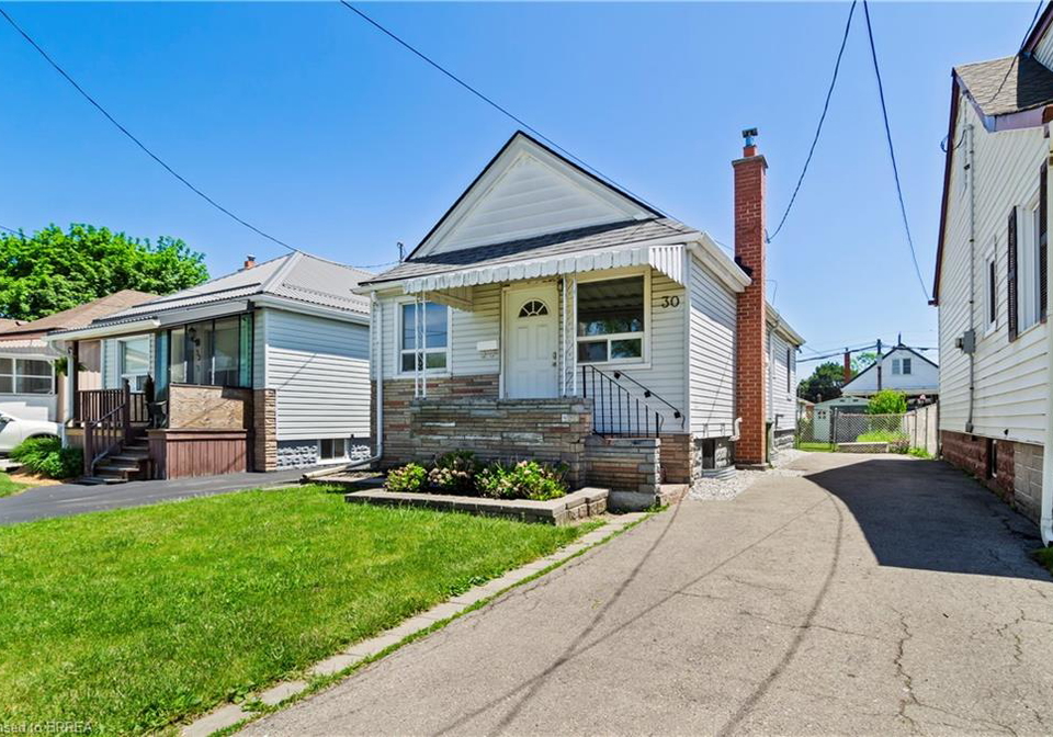 30-shelby-avenue-hamilton-ontario-40835922