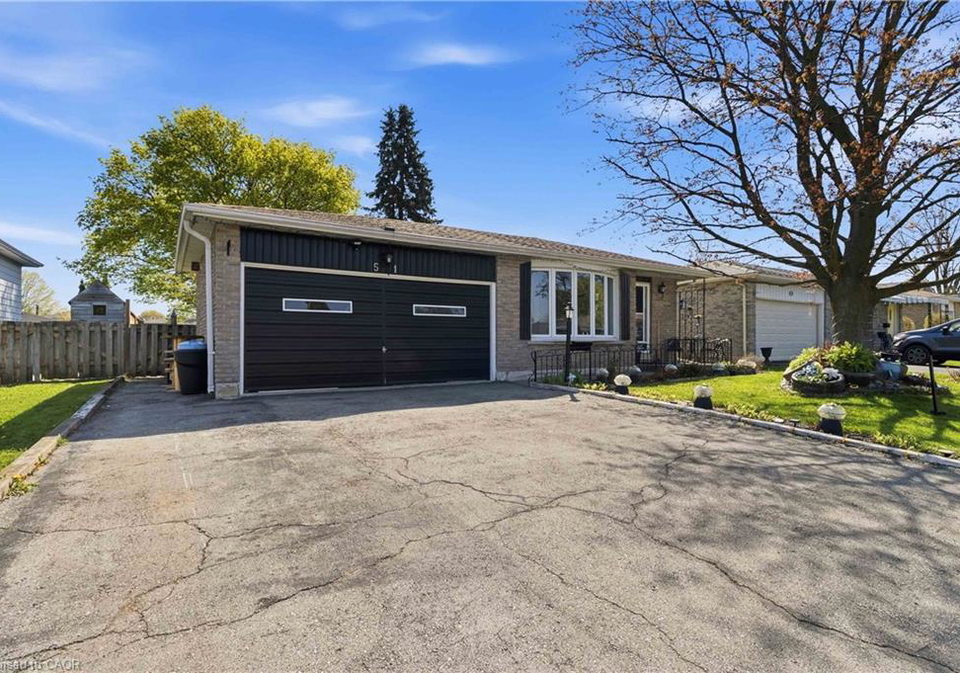 51-abeles-avenue-paris-ontario-40835934