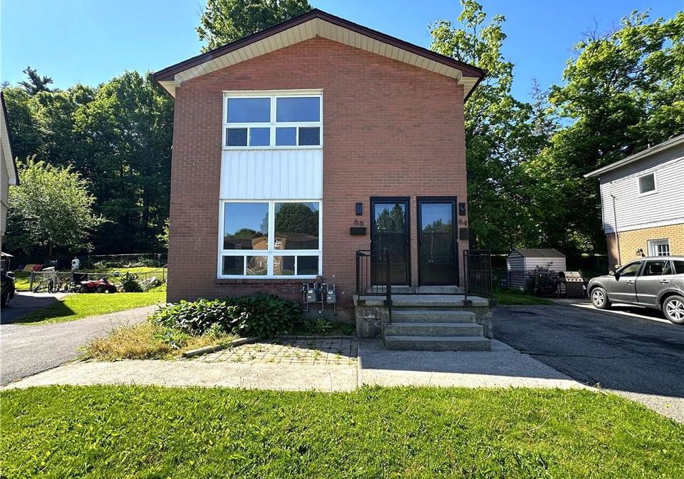 64-66-oakwood-avenue-simcoe-ontario-40835944