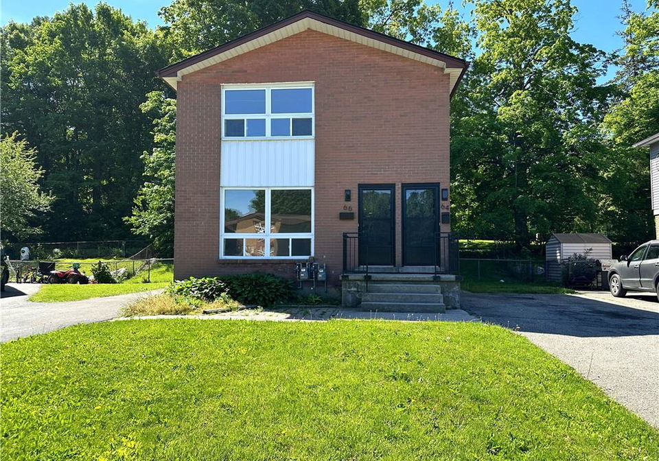 64-66-oakwood-avenue-simcoe-ontario-40835944