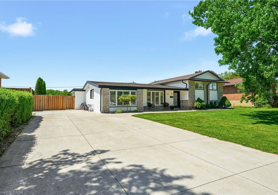 35-emily-street-grimsby-ontario-40835961