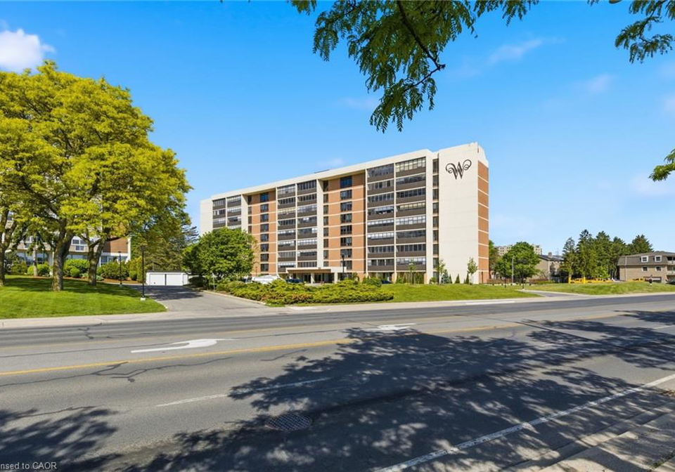 65-westmount-road-n-waterloo-ontario-40835963