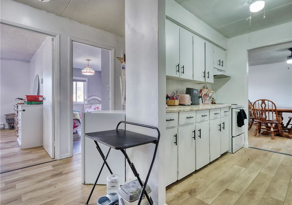 72-main-street-e-port-colborne-ontario-40835969