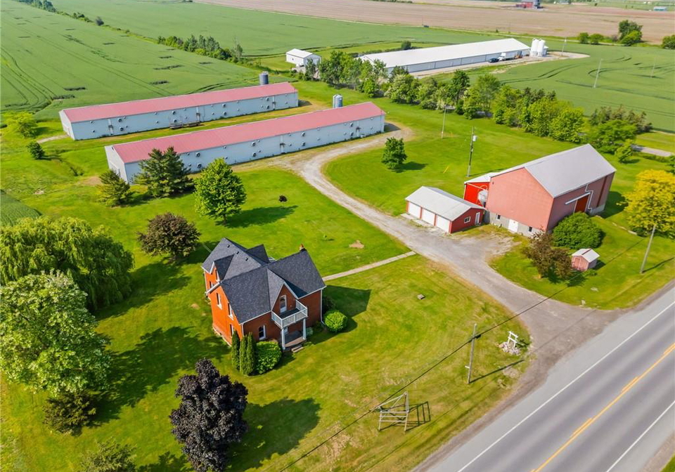 4932-fly-road-lincoln-ontario-40836001