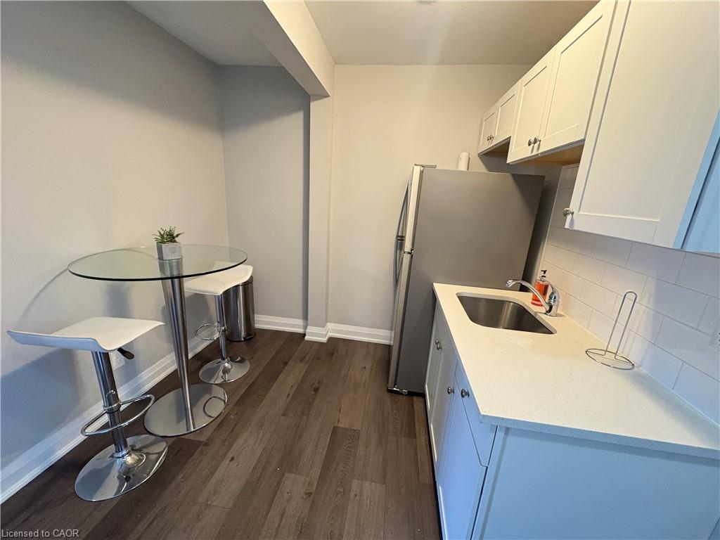 83-gibson-avenue-hamilton-ontario-40836020