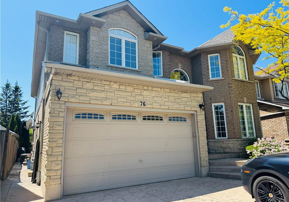 76-armour-crescent-ancaster-ontario-40836022