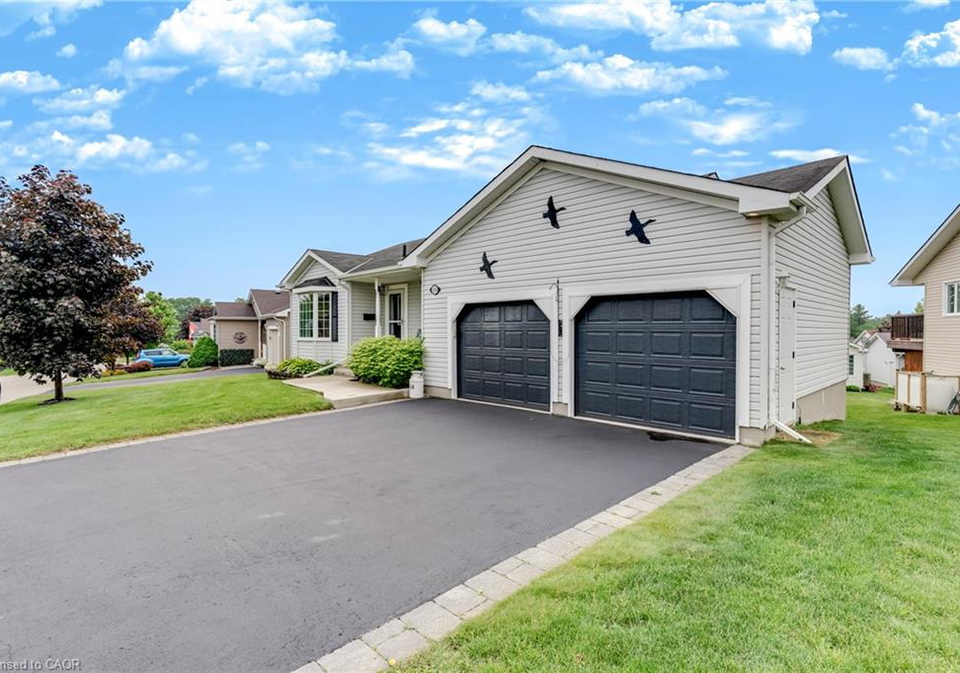 118-crumlin-lane-freelton-ontario-40836050