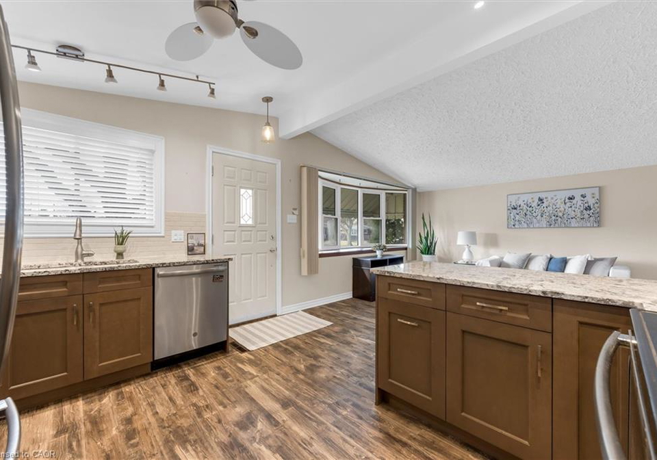 77-lawfield-drive-hamilton-ontario-40836058