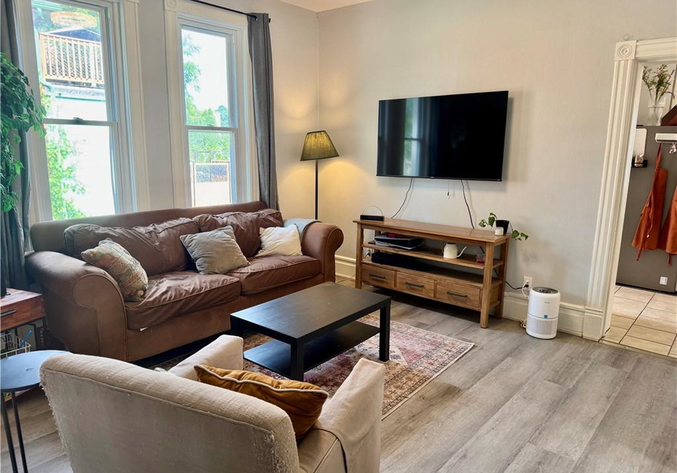 313-wellington-street-n-kitchener-ontario-40836063