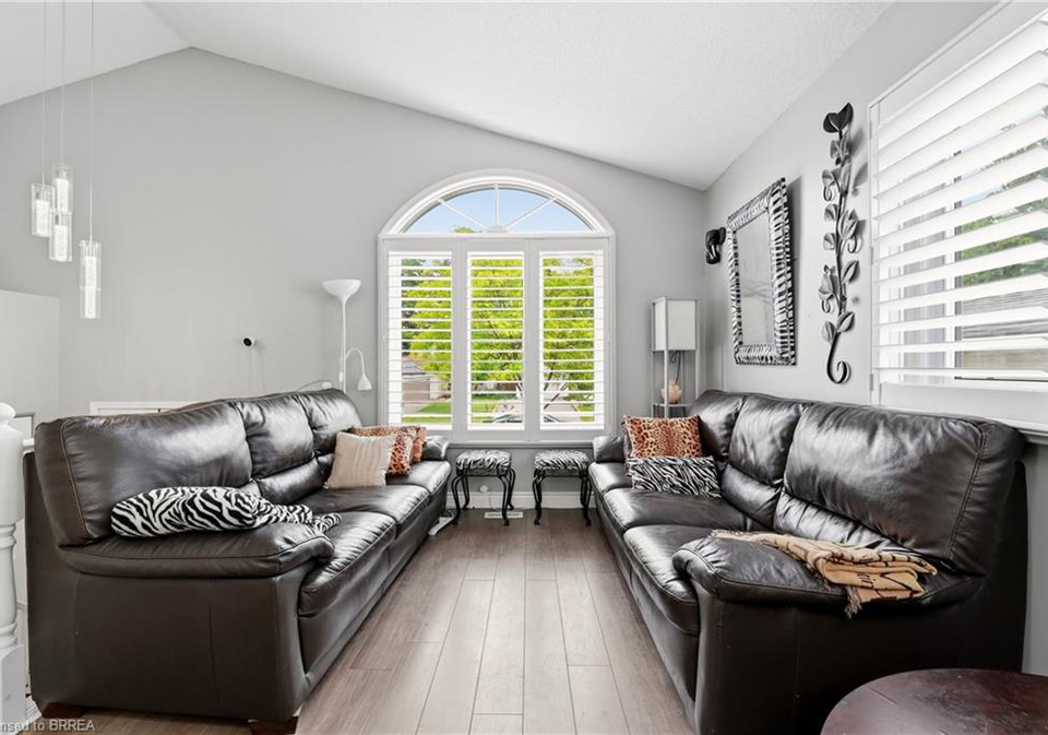 59-morgan-drive-caledonia-ontario-40836074