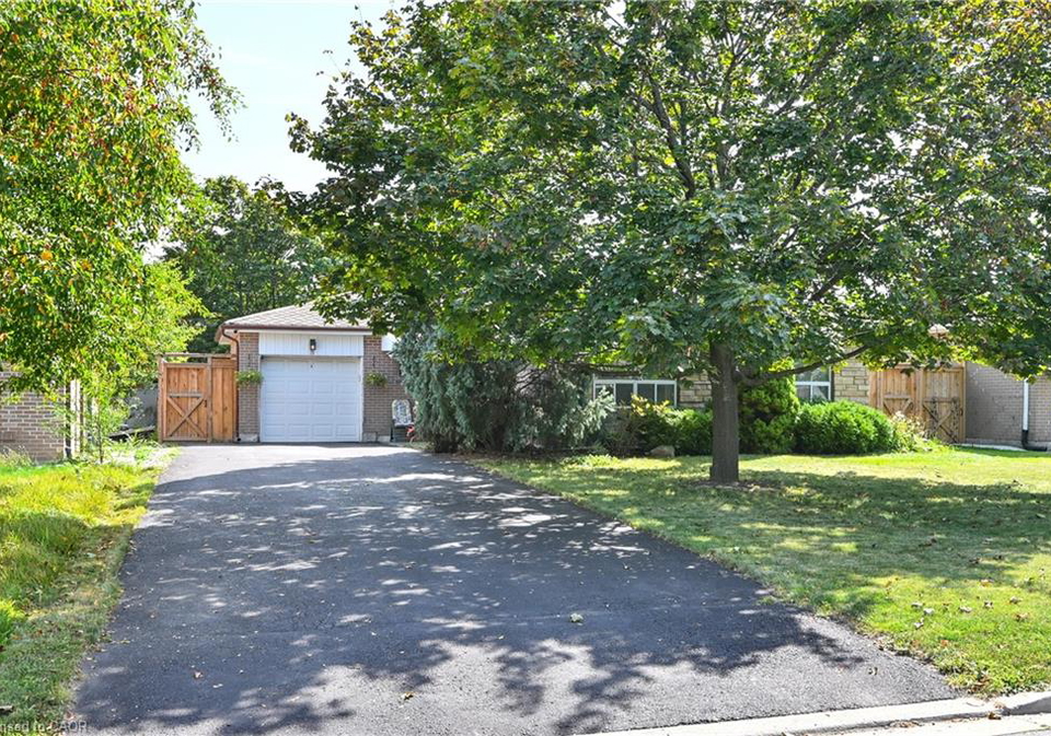 8-beechwood-crescent-brampton-ontario-40836084