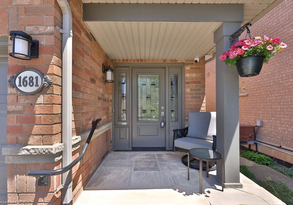 1681-creek-way-burlington-ontario-40836091