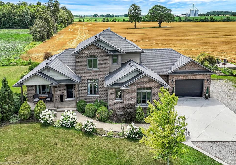 560-concession-11-walpole-road-hagersville-ontario-40836092