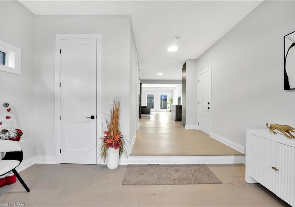 554-bridgemill-crescent-kitchener-ontario-40836098