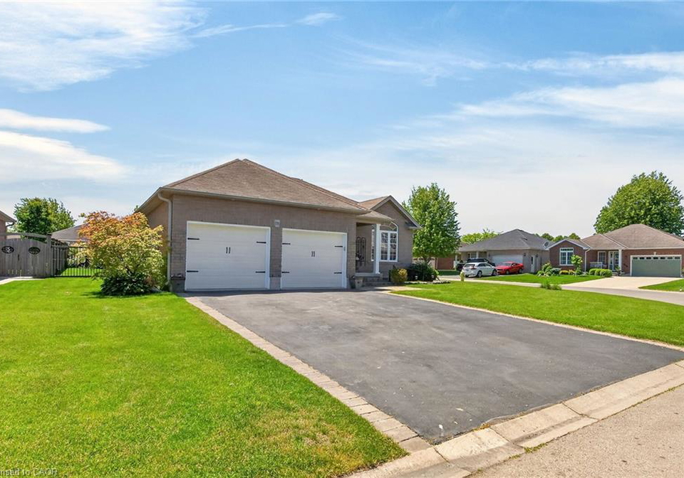 138-galinee-trail-port-dover-ontario-40836113