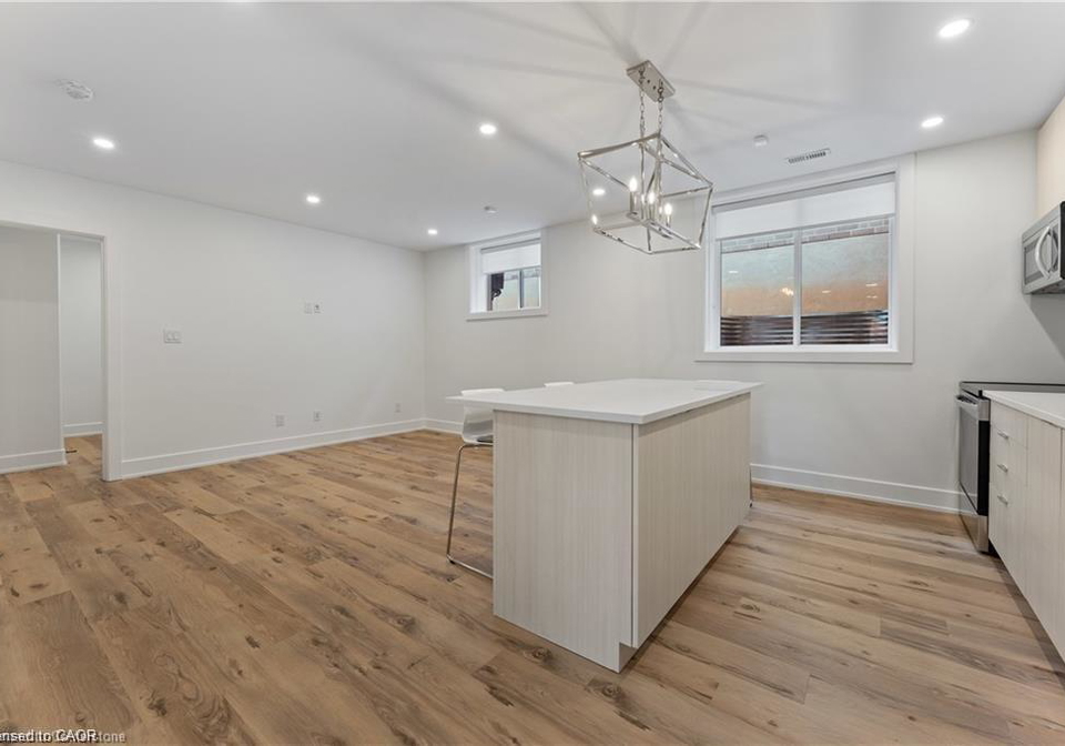 14-gore-estate-court-ayr-ontario-40836134