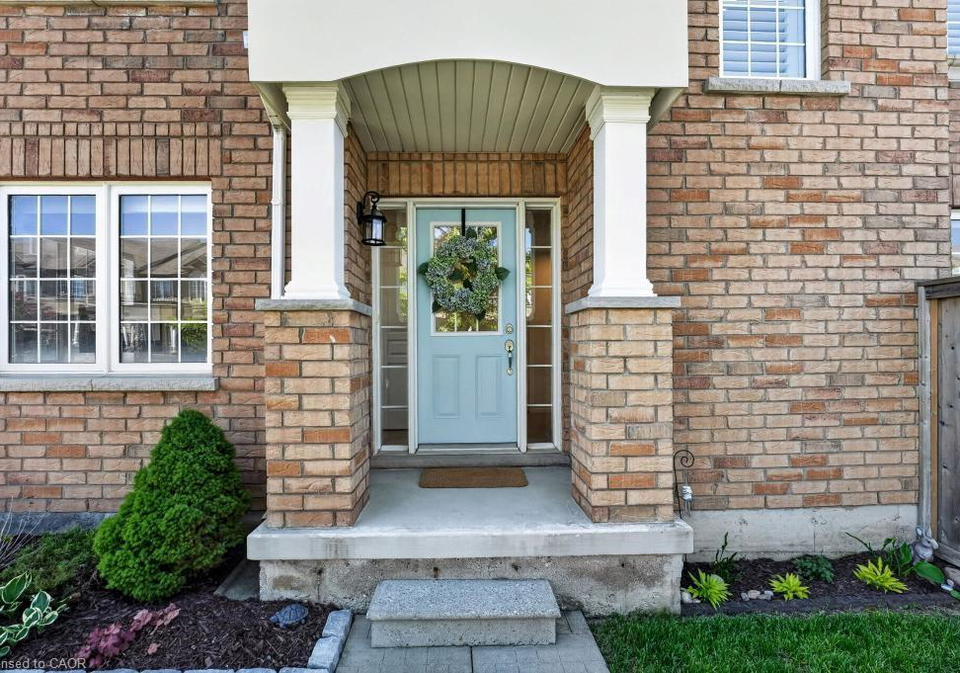 2-kenridge-terrace-stoney-creek-ontario-40836137