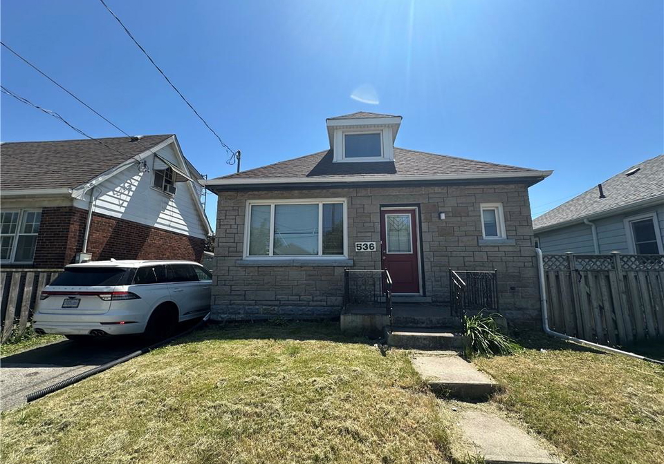 536-queensdale-avenue-e-hamilton-ontario-40836163