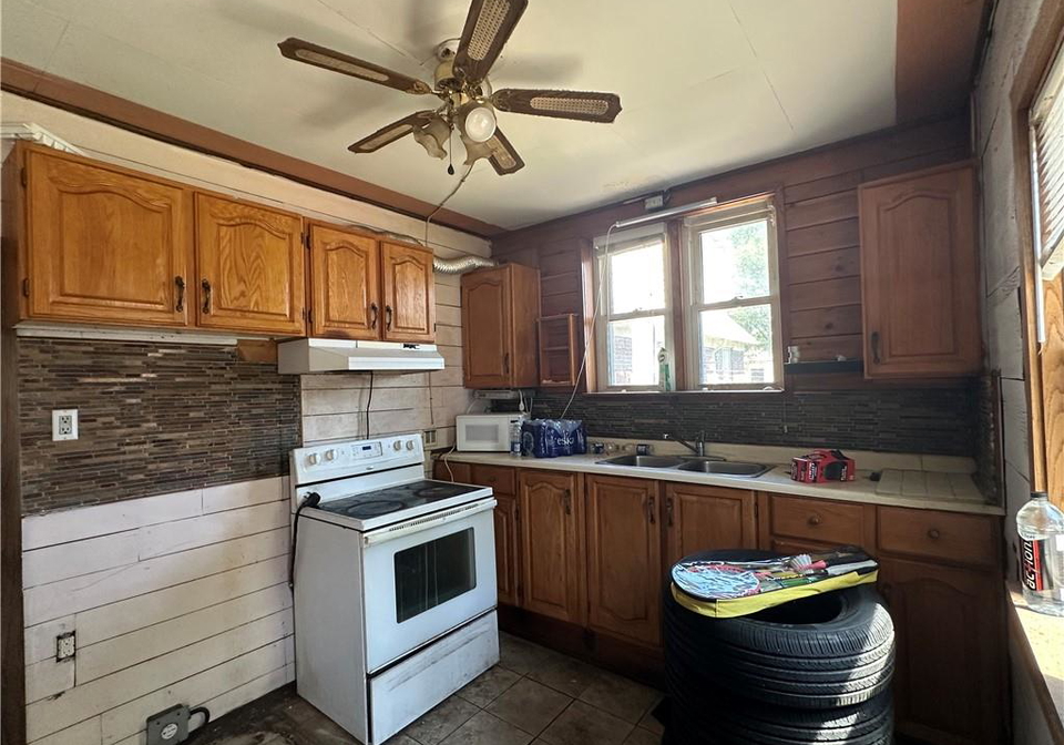 536-queensdale-avenue-e-hamilton-ontario-40836163