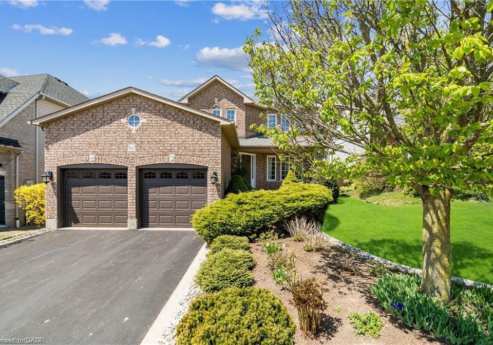 106-moore-crescent-ancaster-ontario-40836183