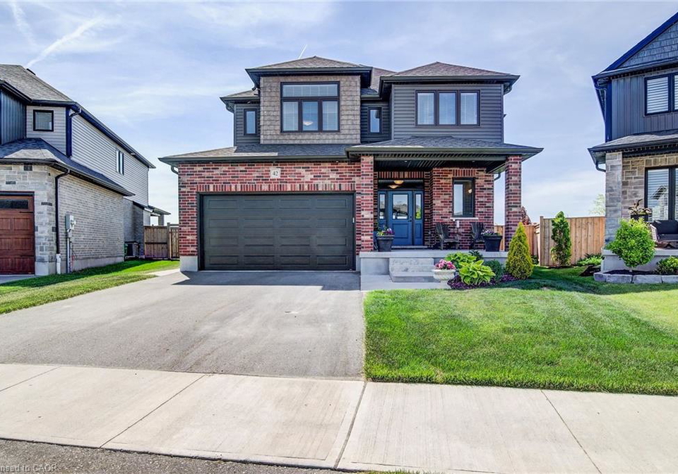42-gellert-drive-breslau-ontario-40836186