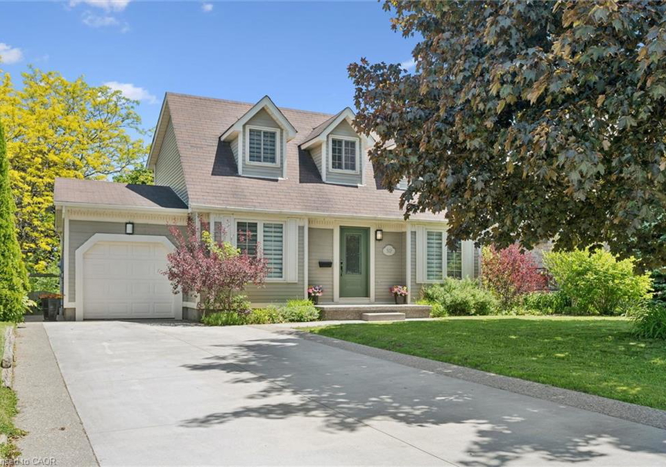 52-stirling-macgregor-drive-cambridge-ontario-40836198