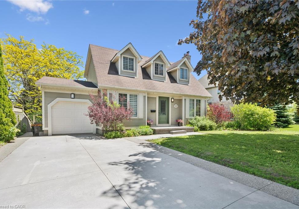 52-stirling-macgregor-drive-cambridge-ontario-40836198