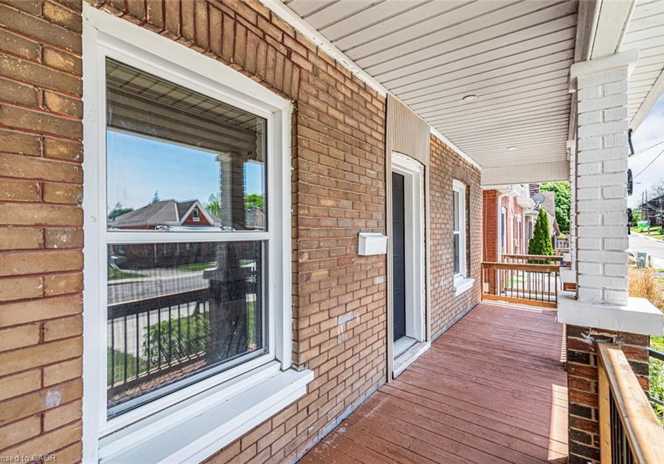 209-drummond-street-brantford-ontario-40836218