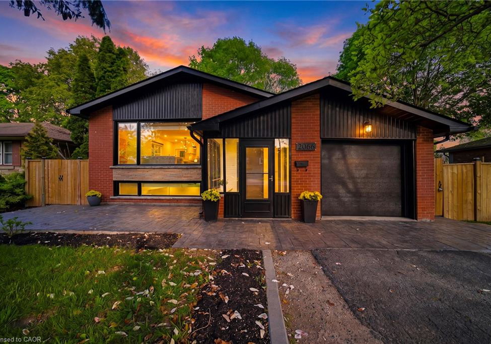 2066-rebecca-street-oakville-ontario-40836222