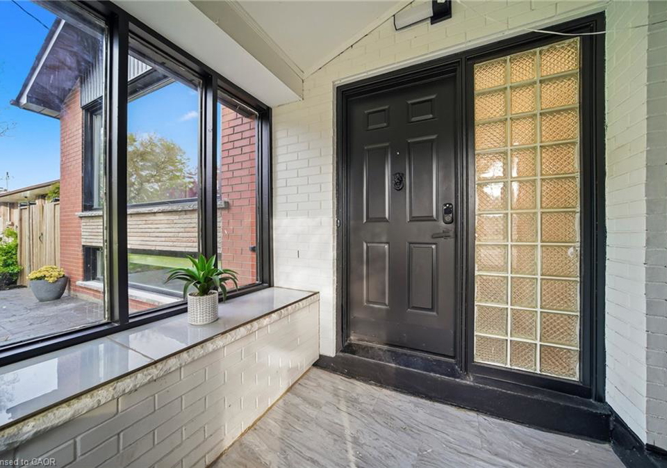 2066-rebecca-street-oakville-ontario-40836222