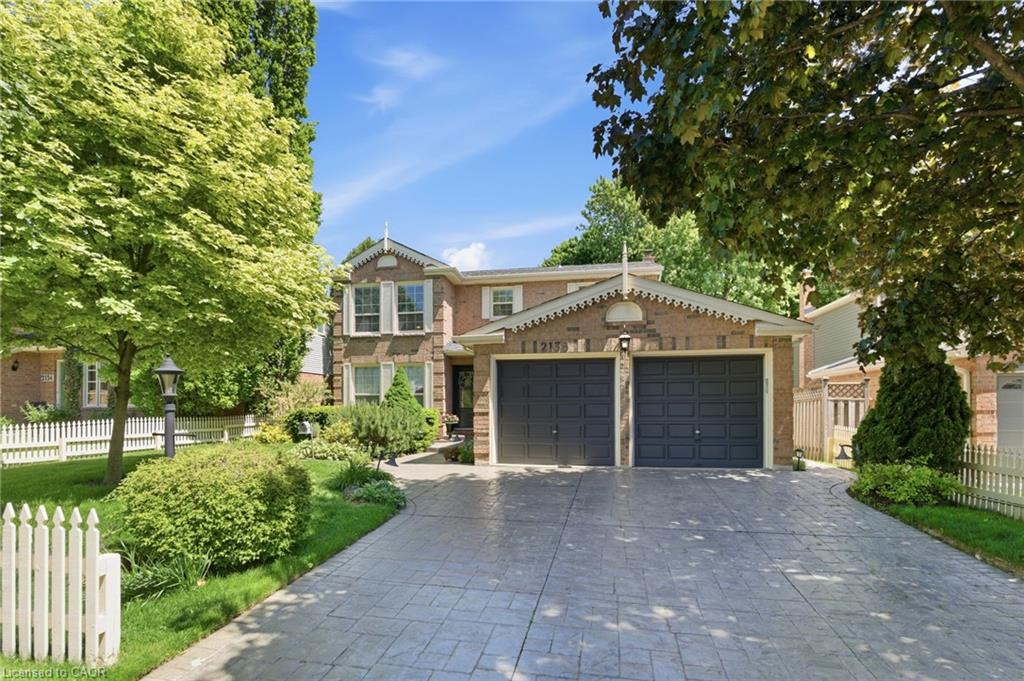 2136-winding-way-burlington-ontario-40836247