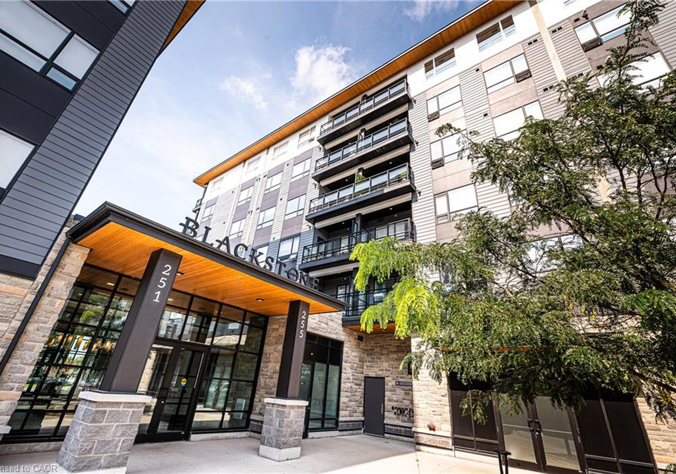 255-northfield-drive-waterloo-ontario-40836249