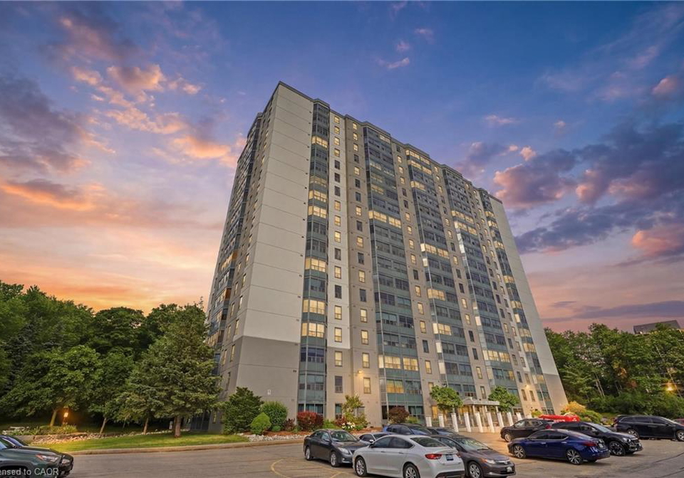 55-green-valley-drive-kitchener-ontario-40836260