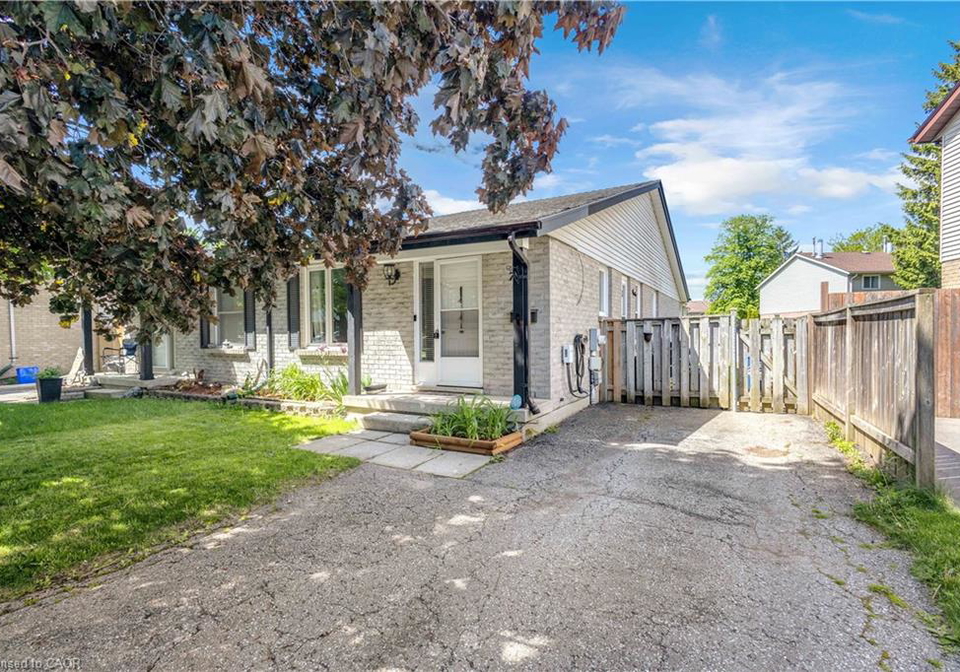 70-naskapi-street-woodstock-ontario-40836294