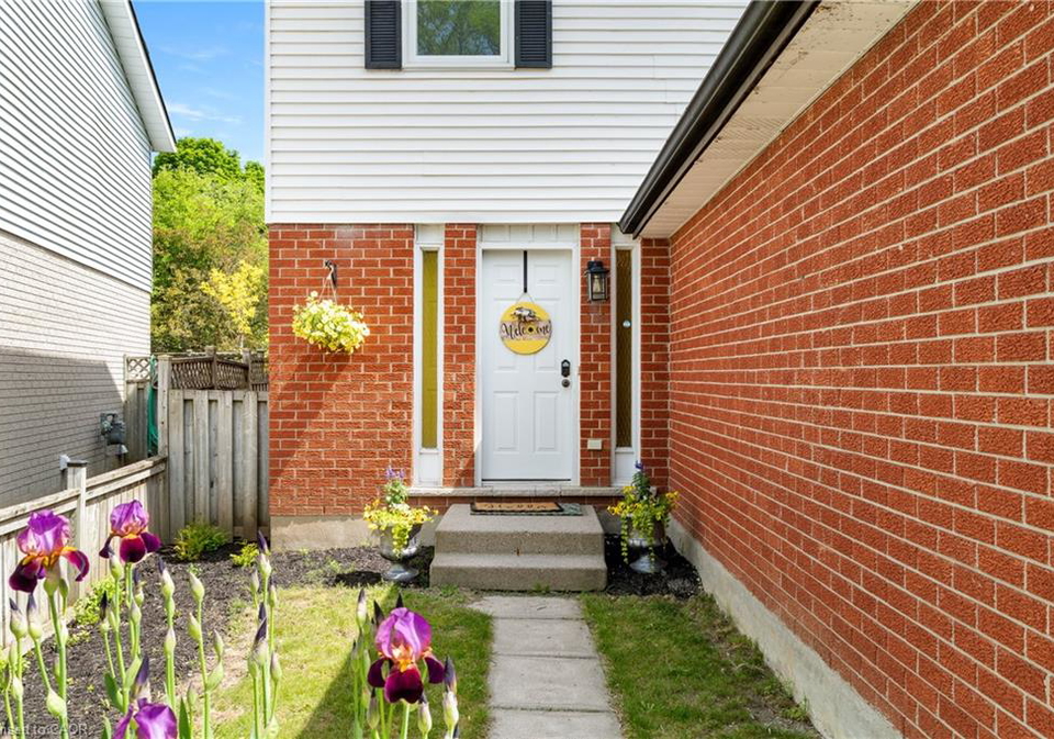 52-walman-drive-guelph-ontario-40836297