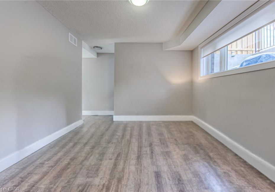 54-bridge-street-w-kitchener-ontario-40836298