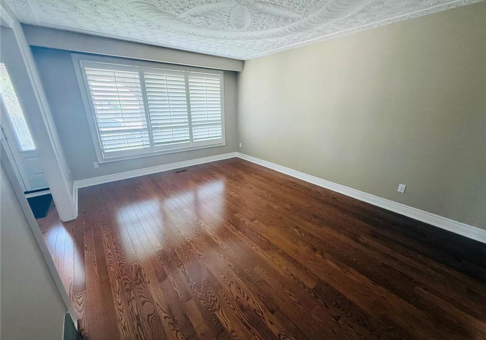 10-enola-avenue-hamilton-ontario-40836323