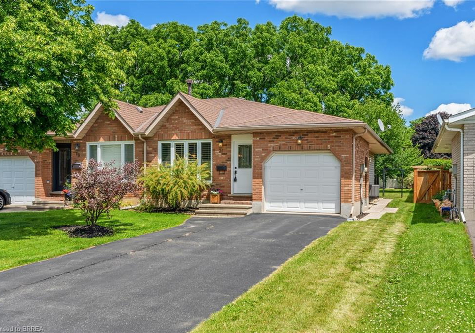 21-court-drive-paris-ontario-40836355