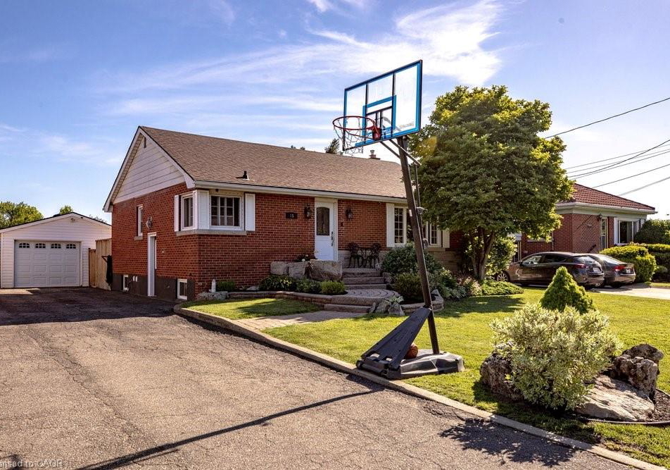 15-faircourt-drive-stoney-creek-ontario-40836367