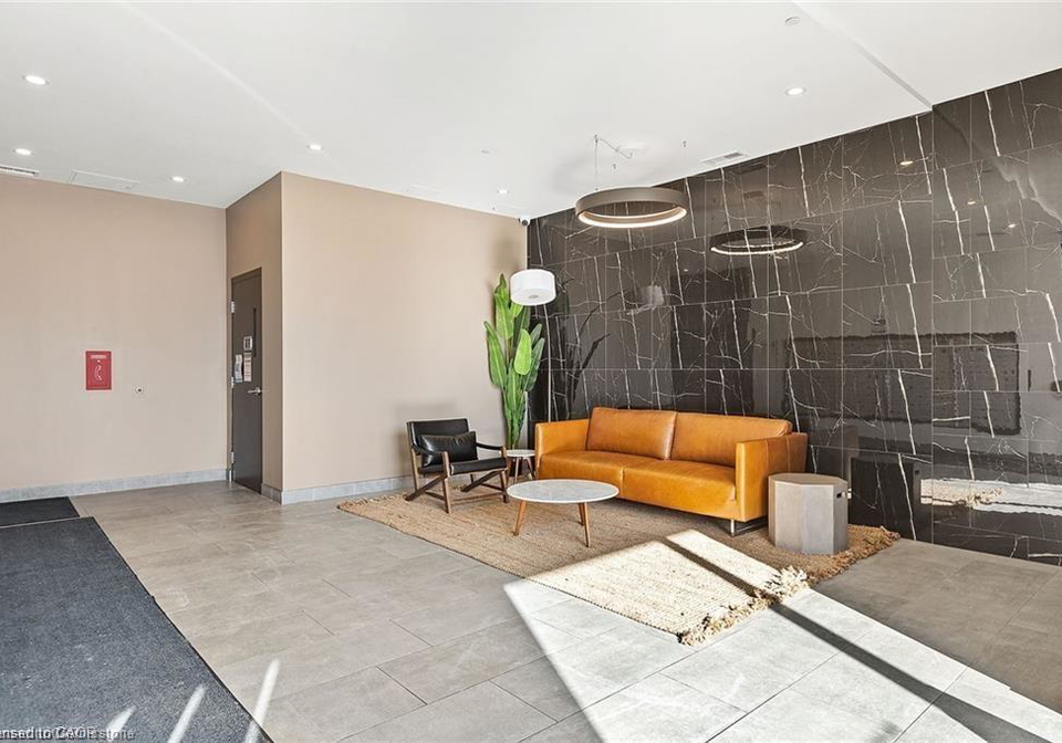 100-garment-street-kitchener-ontario-40836398