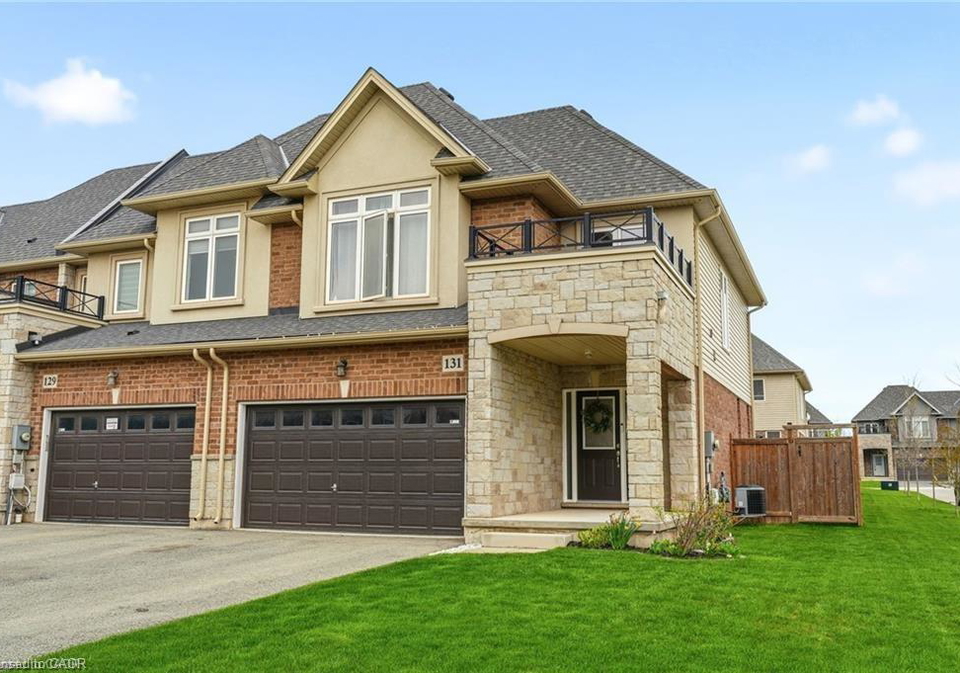 131-sonoma-lane-stoney-creek-ontario-40836403