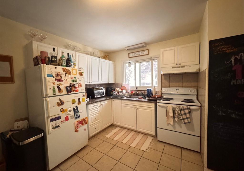 105-marshall-street-waterloo-ontario-40836420