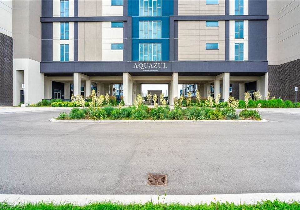 16-concord-place-grimsby-ontario-40836434