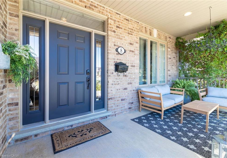 8-zaduk-place-guelph-ontario-40836448