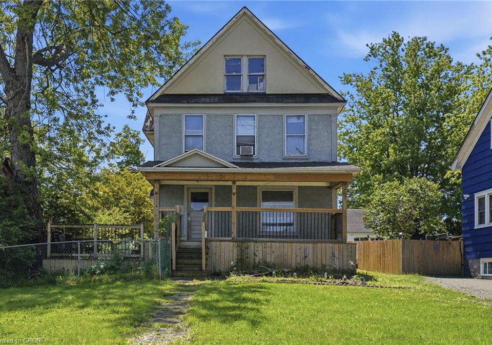 176-bertie-street-fort-erie-ontario-40836469