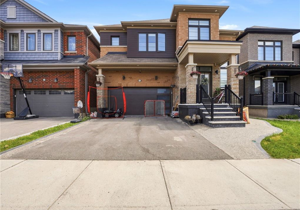 22-lillian-way-caledonia-ontario-40836518