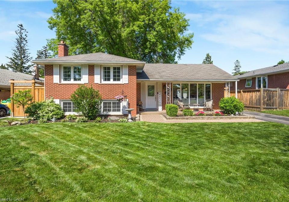 377-duncombe-drive-burlington-ontario-40836536
