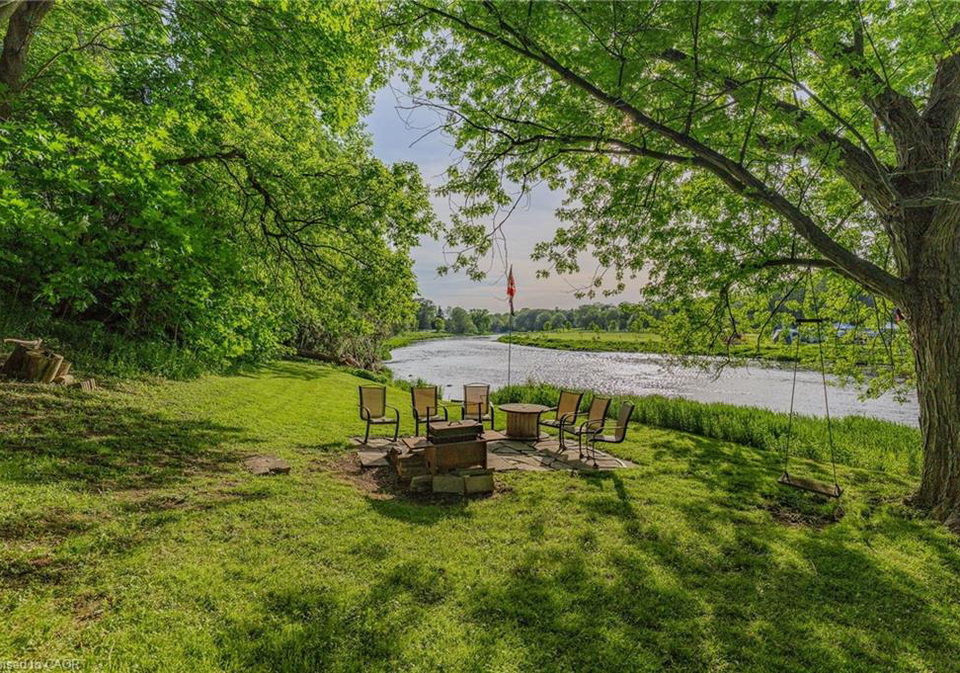 1135-rivers-edge-drive-west-montrose-ontario-40836539