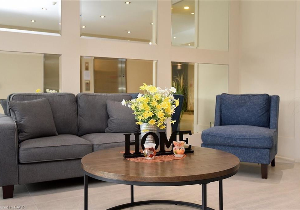 4040-upper-middle-road-burlington-ontario-40836557